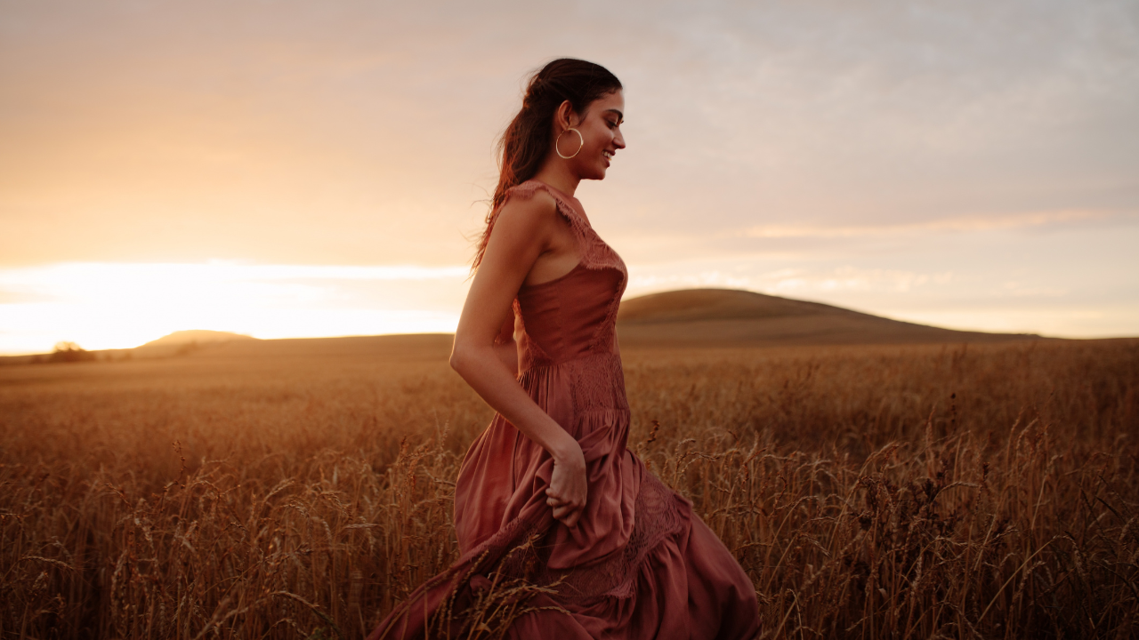 "Discover the healing power of nature with Damay's philosophy on wellness and skin health. Learn how forest bathing, or Shinrin-yoku, and nature's purity can reduce stress, improve your mood, and enhance skin vitality. Embrace the essence of nature for a serene, glowing complexion with Damay."